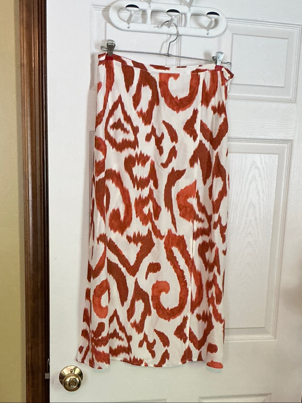 H&M Cream and Rust Animal-Print Maxi Skirt
